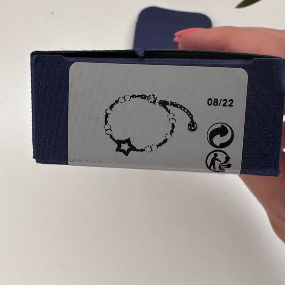 Swarovski Stella Star Bracelet | White Pearl & Crystal | Rhodium Plated | NWT - Picture 13 of 13